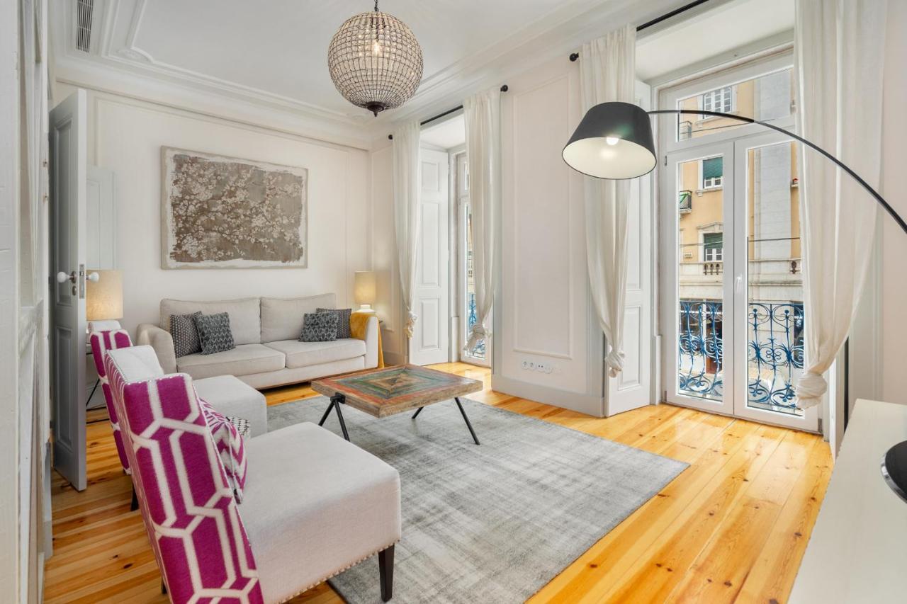 Whome Luxury Stay In Prime Location W/ Ac, Lift & Private Patio Lizbona Zewnętrze zdjęcie
