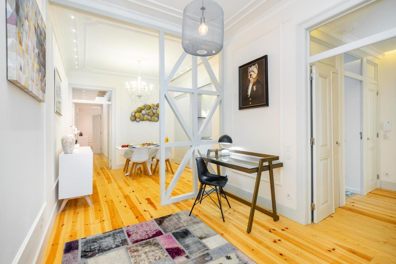 Whome Luxury Stay In Prime Location W/ Ac, Lift & Private Patio Lizbona Zewnętrze zdjęcie